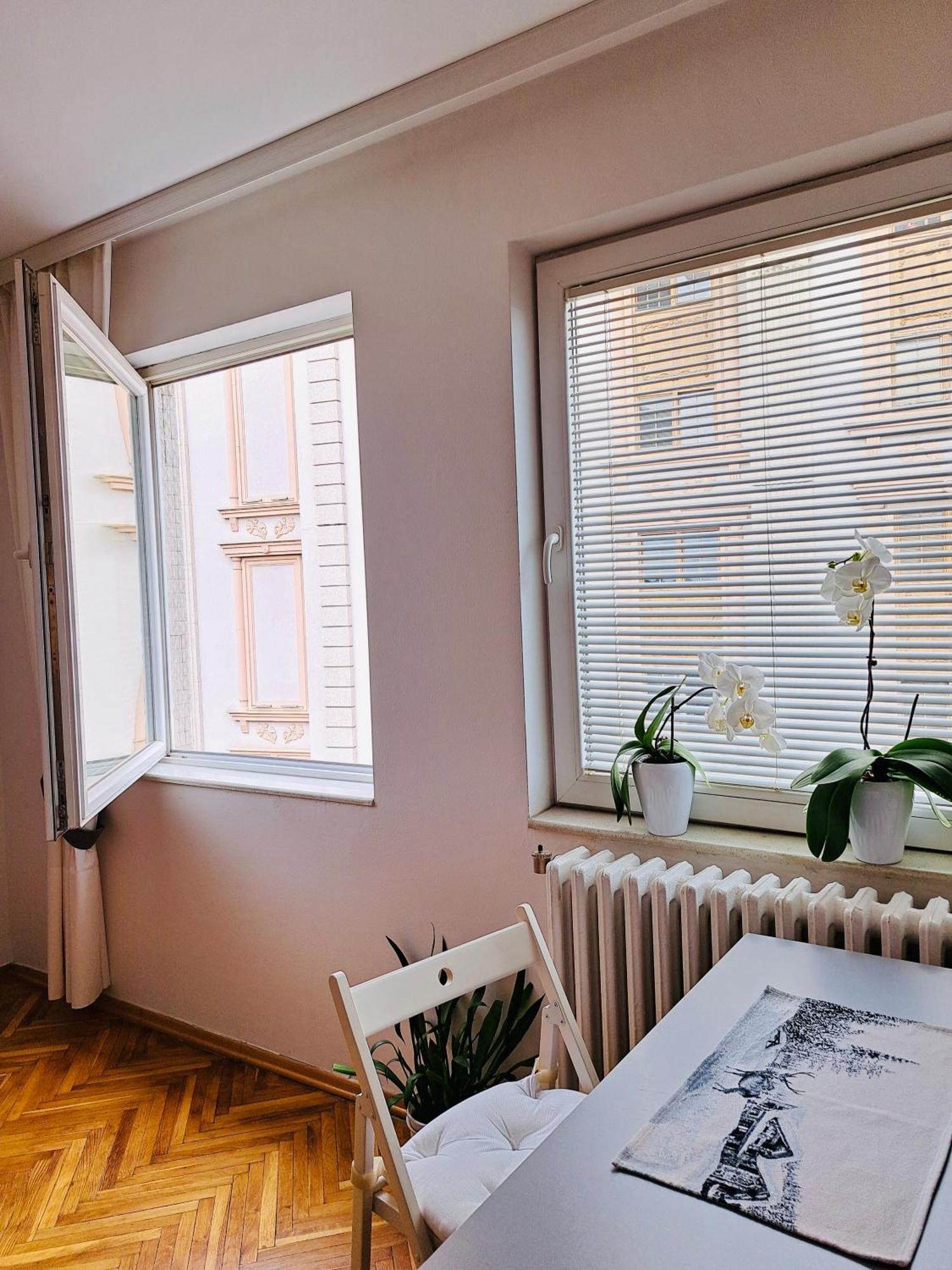 Uma- Urban Mini Apartment Skopje Exterior photo